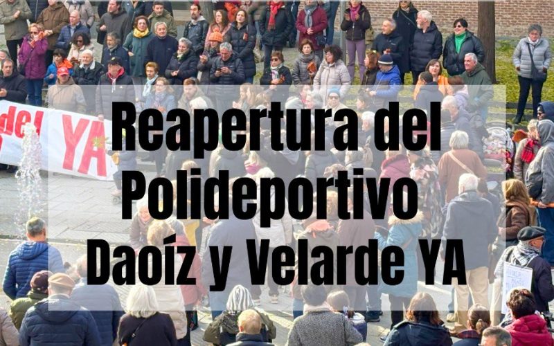 Concentración reapertura polideportivo